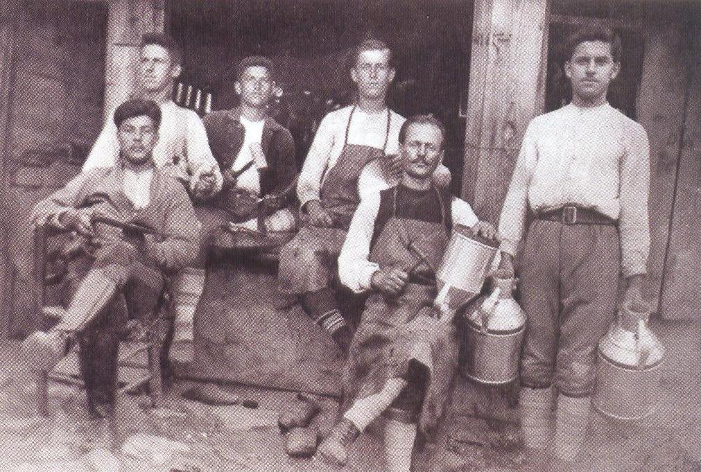 Λευκοσιδηρουργείο Αρχείο Μαυροκεφαλίδου Ελένης